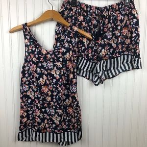 Vera Bradley Shorts Pajama Set